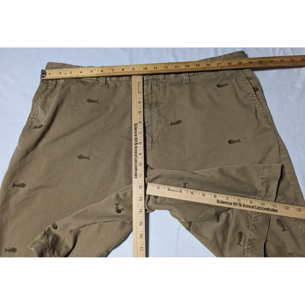OLD NAVY‎ SURPLUS Co FISH BONE GEO Men 40x11 Cotton Brown Embroidered Shorts